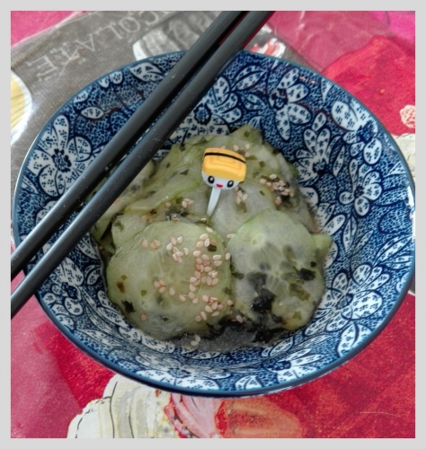 salade concombre et wakamé, gastronomie japonaise